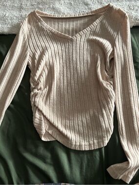 SHEIN Beige Ribbed Long Sleeve V-Neck Top